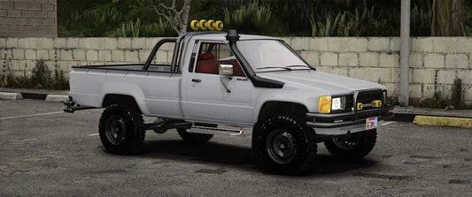 Toyota Hilux Xtra Cab SR5 4x4 Marty McFly | Mo Customs