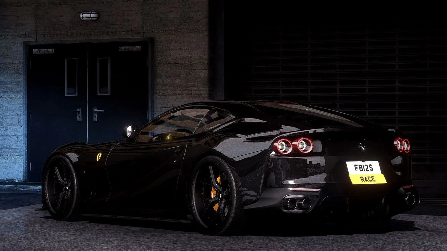 Ferrari 812 Superfast | TR
