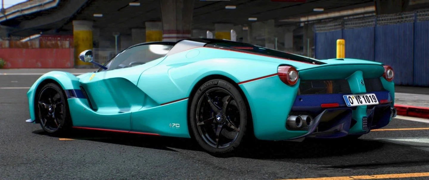 Ferrari Laferrari Aperta | OYC