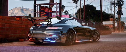 Mercedes AMG GT-R Black Series Police Modern Lights | Versus