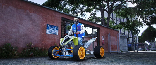 Yamaha R700 | Pers