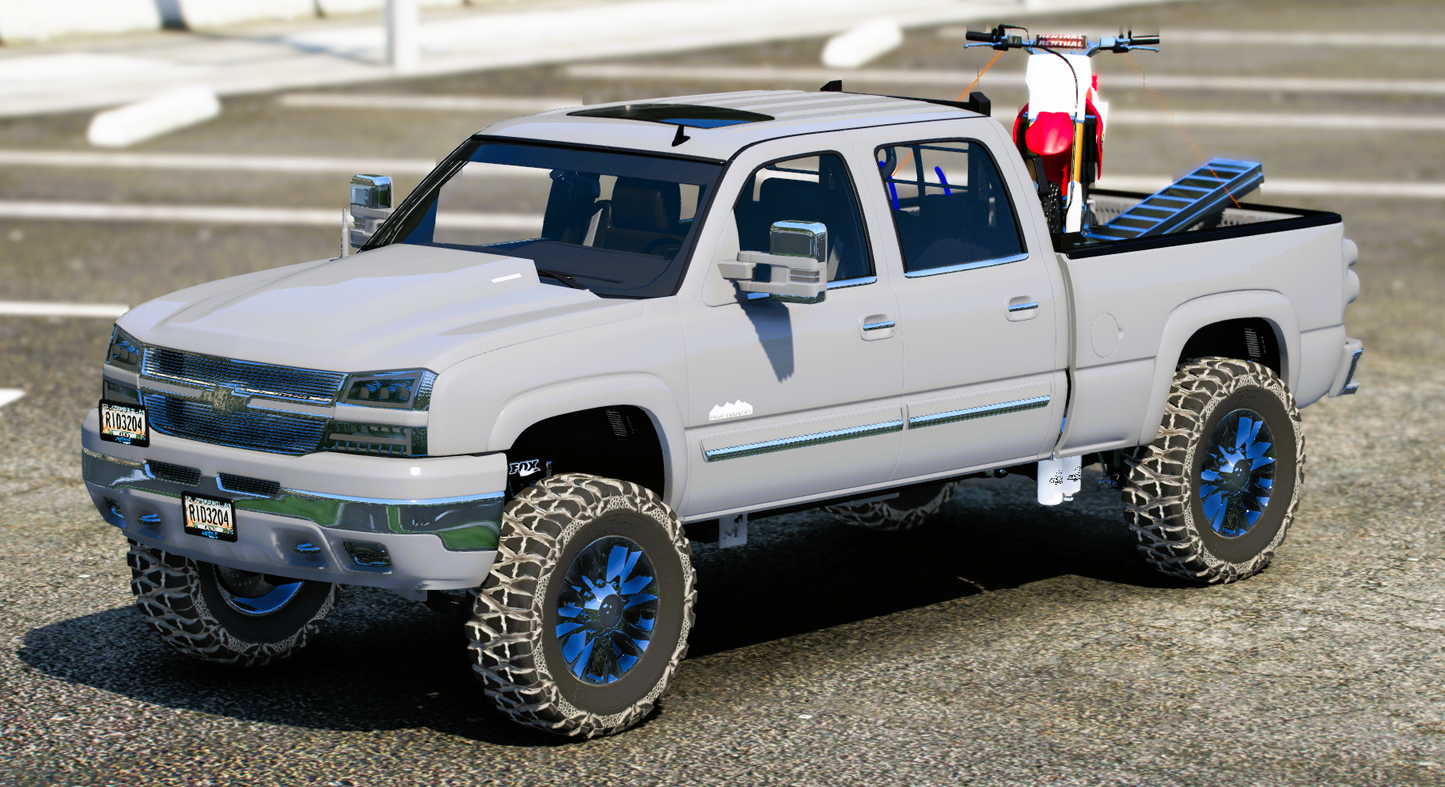 Chevrolet Silverado Cateye With Bike | Nathan